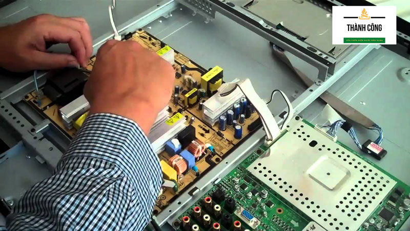 Quy trình sửa chữa tivi Samsung tại Thành Công